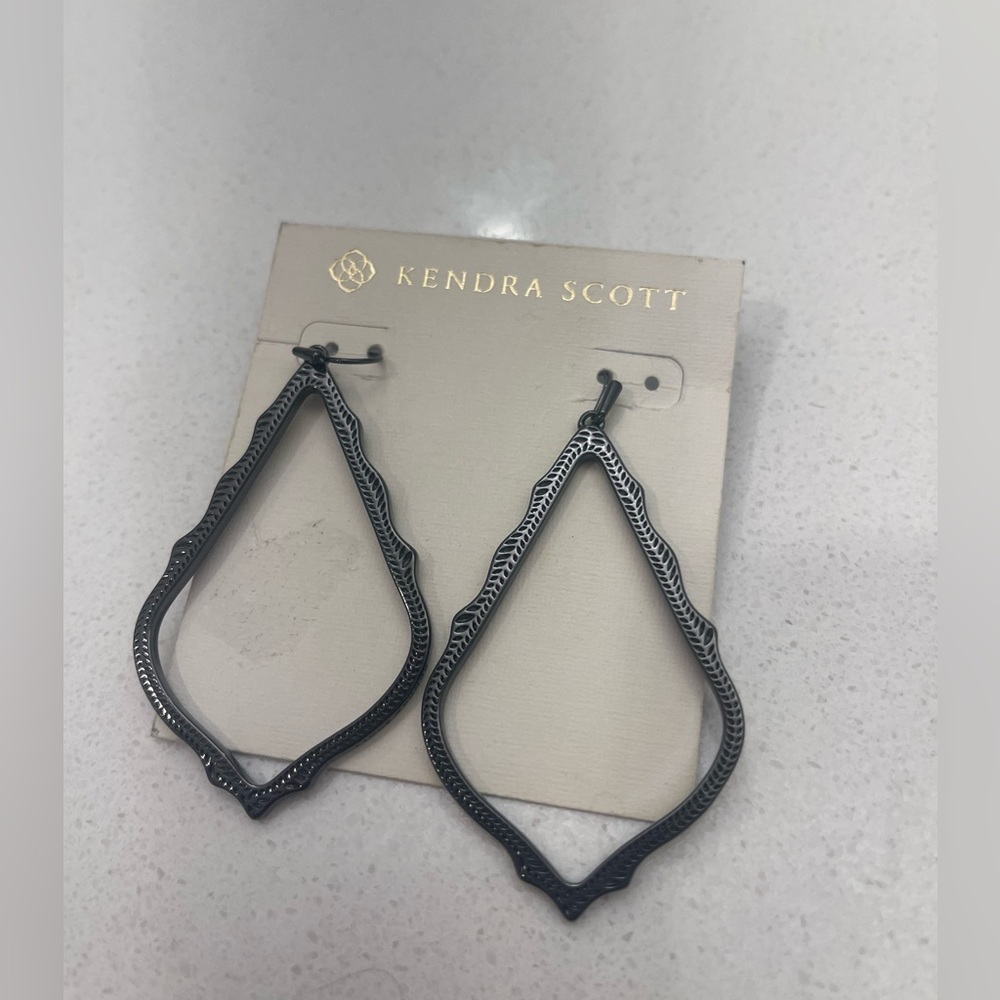 Kendra Scott earrings